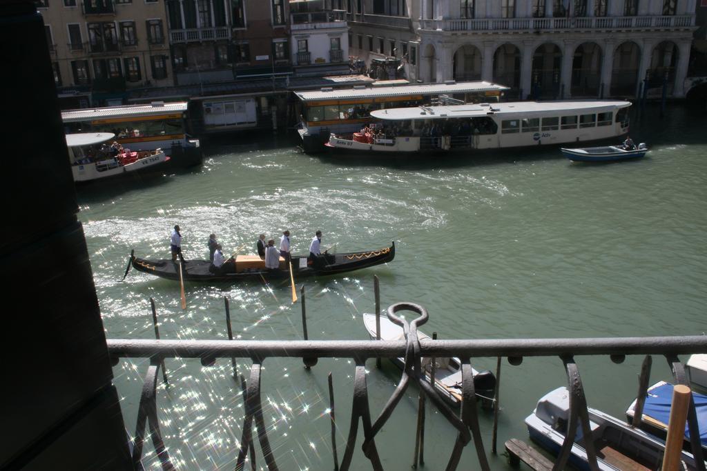 Magic Rialto Hotel Veneţia Cameră foto